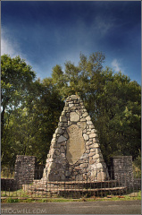 Monument for the Macraes killed at the battle of Sheriffmuir