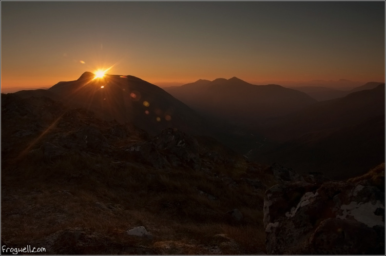 Sunrise on the South Glen Shiel Ridge