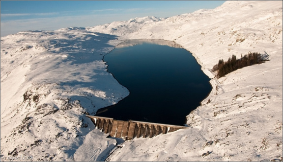 Loch Lednock dam from the air (2)